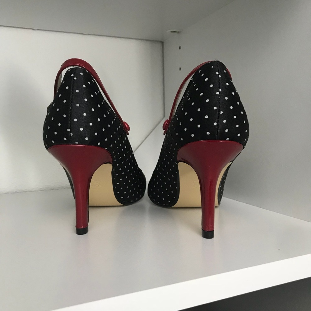 Dress shoes - Picture 3 of 5